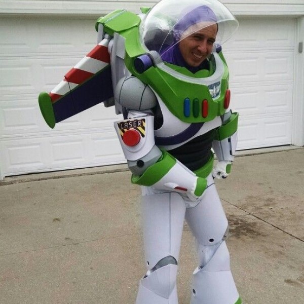 buzz lightyear cosplay