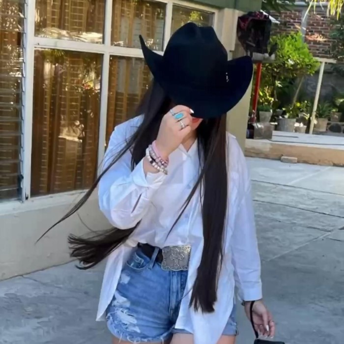 outfit vaquero mujer