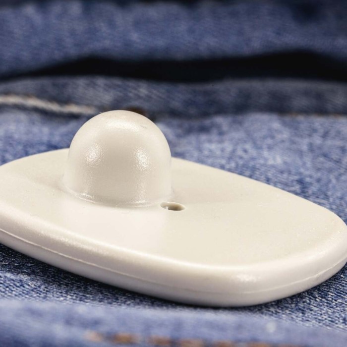 how to remove security tag from clothes