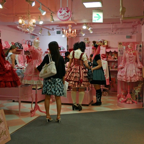 lolita outfits