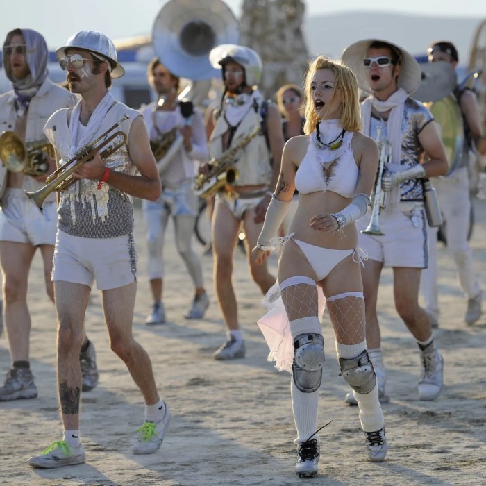 burning man outfits