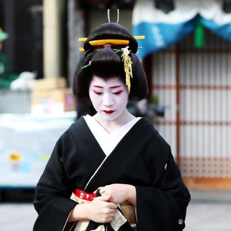 geisha outfit