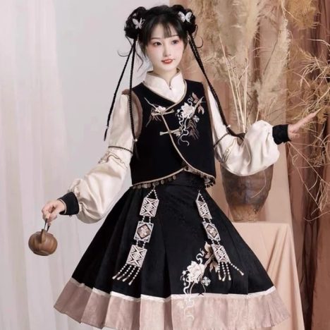 lolita outfits