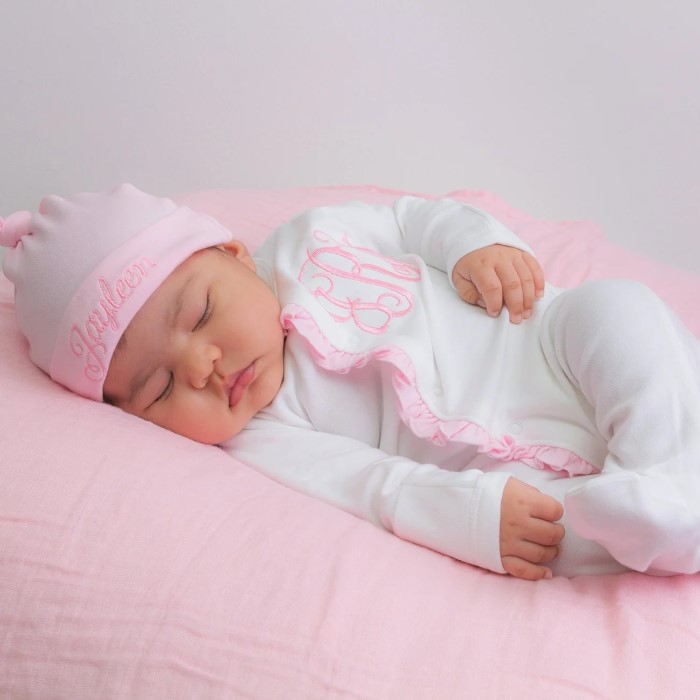 baby girl coming home outfit