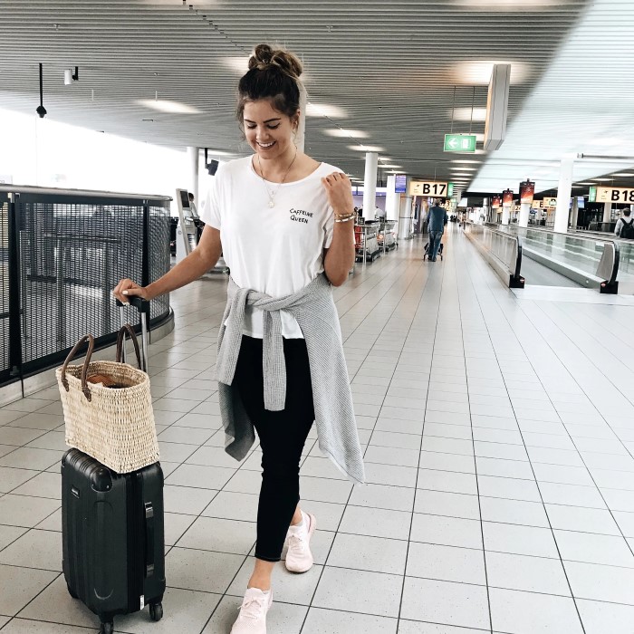 women's travel outfits