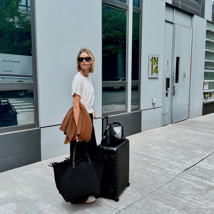 best travel outfits for planes