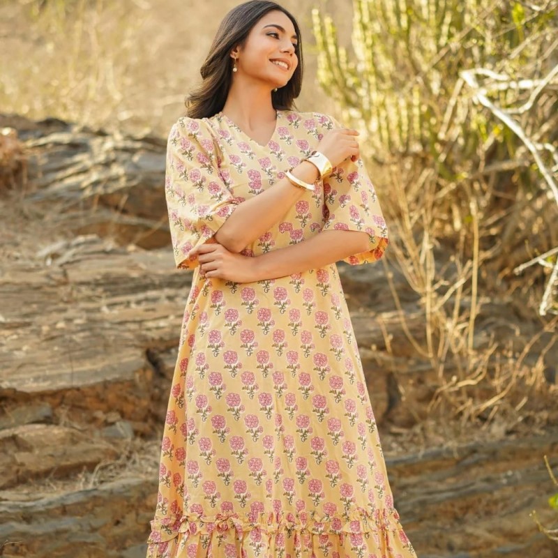 yellow indian outfit